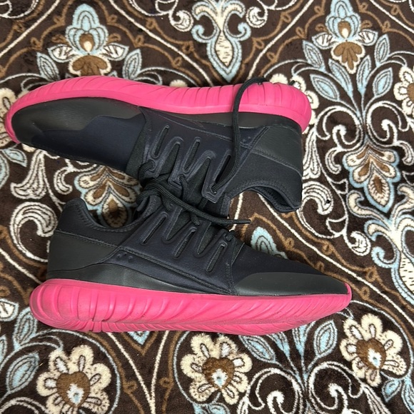 Adidas Tubular Radial Men's Shoes Core Black-Equipment Pink  s75393 like New - Picture 2 of 10